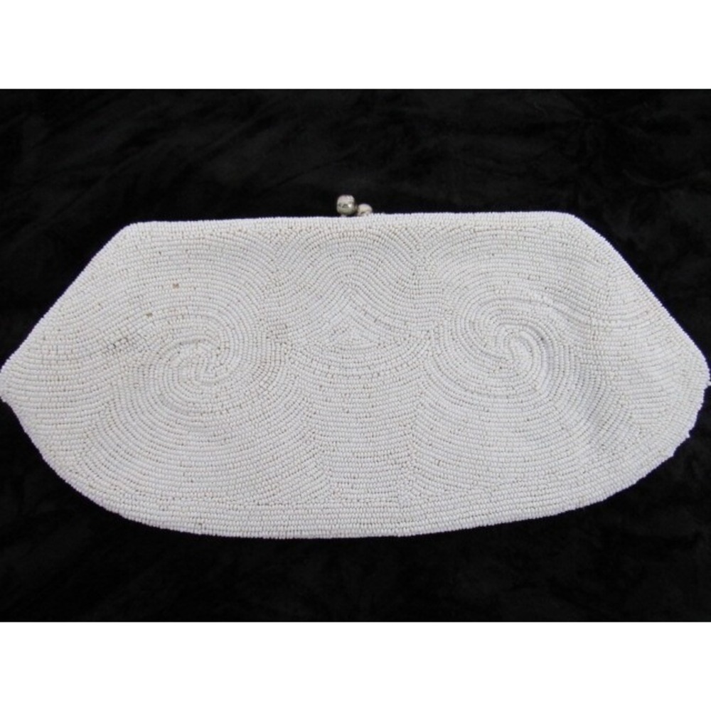 Vintage Walborg Belgium Ladies Beaded Clutch White Bag